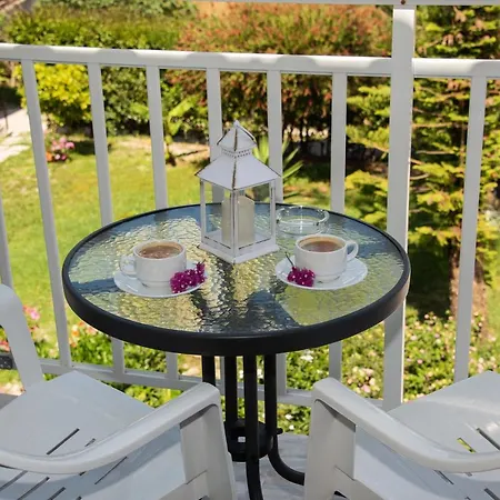Theodora Apartament